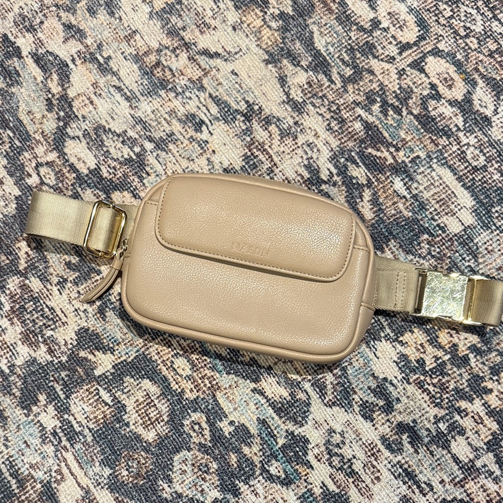[Maedn] Taupe Anywhere Leather Belt Bag